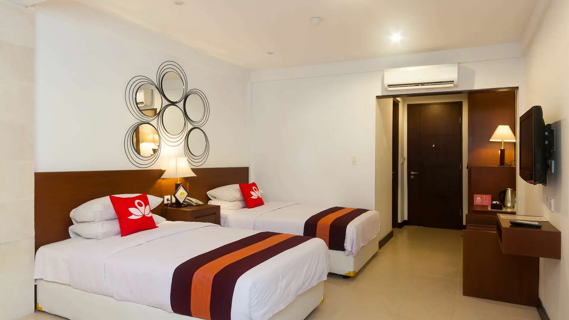 Zen Rooms Tanjung Benoa Pratama 3*,
